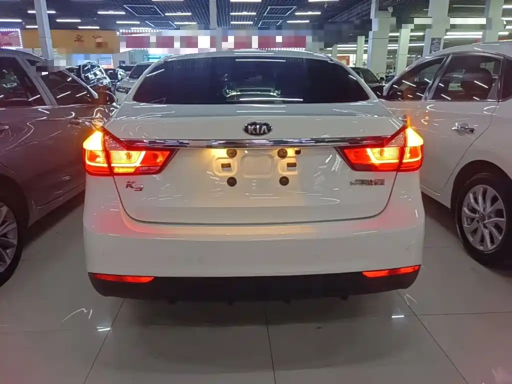 Kia K3 — миниатюра 6