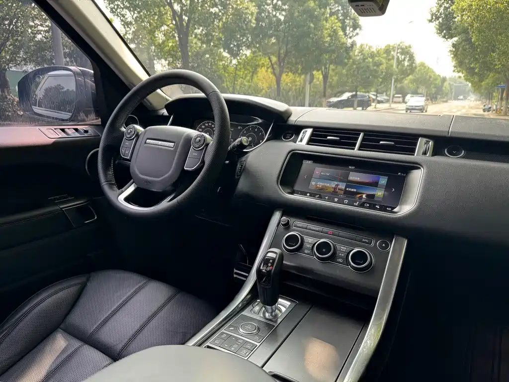 Land Rover Sport — миниатюра 12