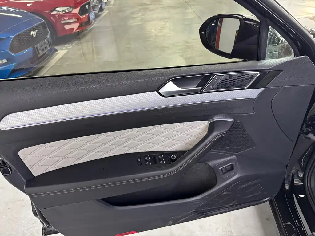 Volkswagen Magotan — миниатюра 4