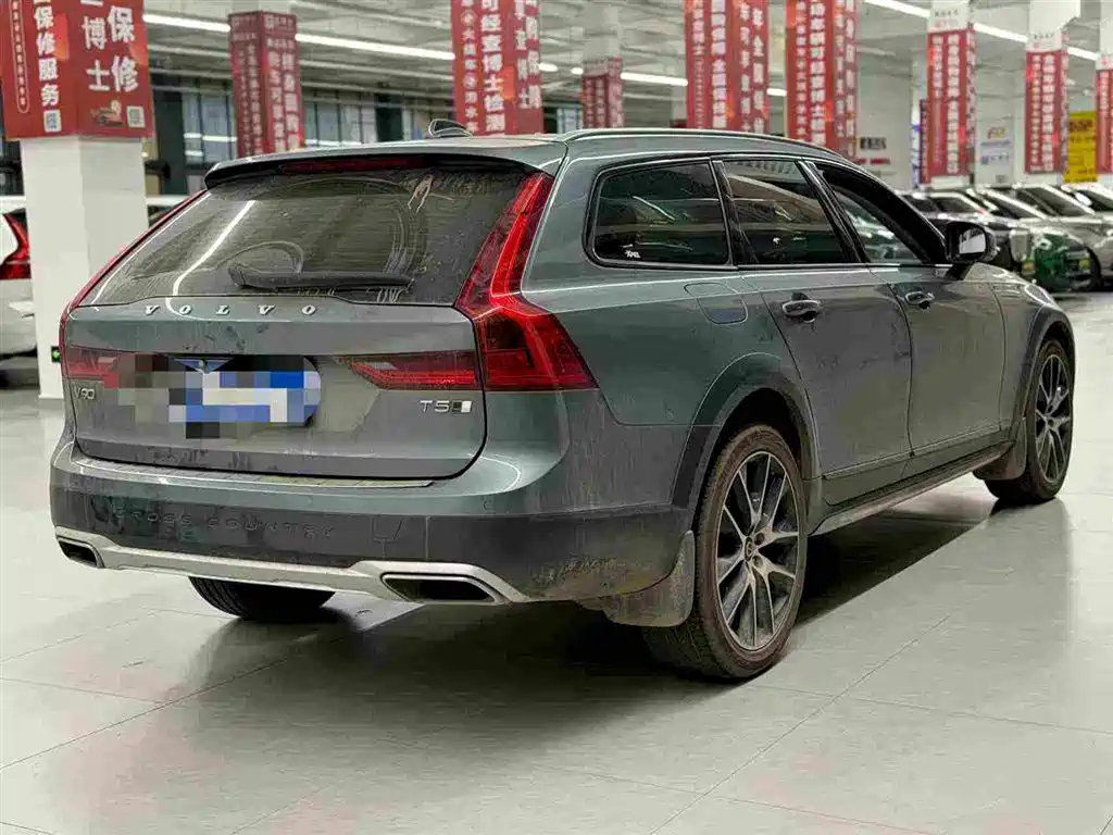 Volvo V90 — миниатюра 8