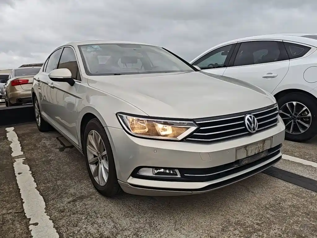 Volkswagen Magotan — миниатюра 4