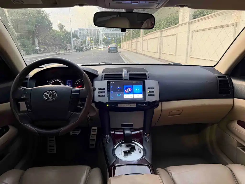 Toyota Reiz — миниатюра 8