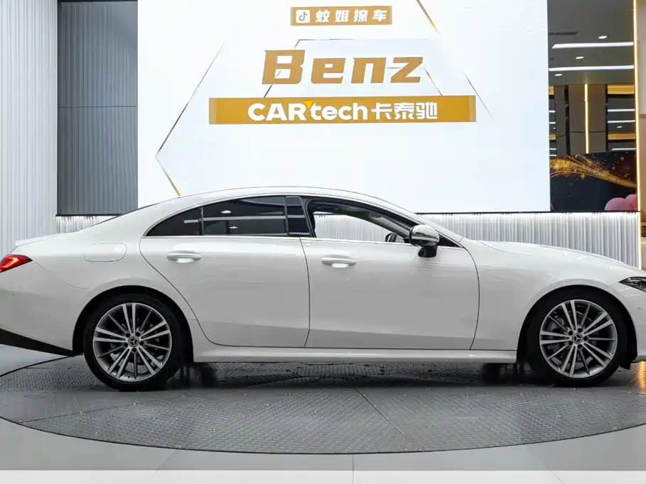 Mercedes-Benz CLS — миниатюра 4