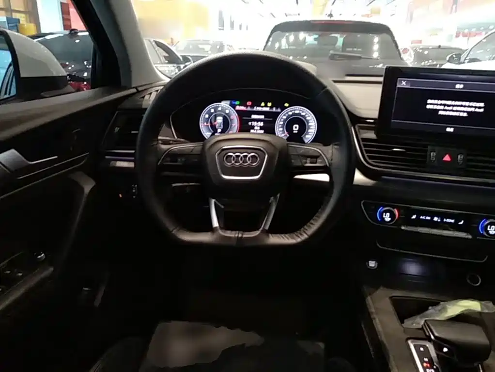 Audi Q5L — миниатюра 11