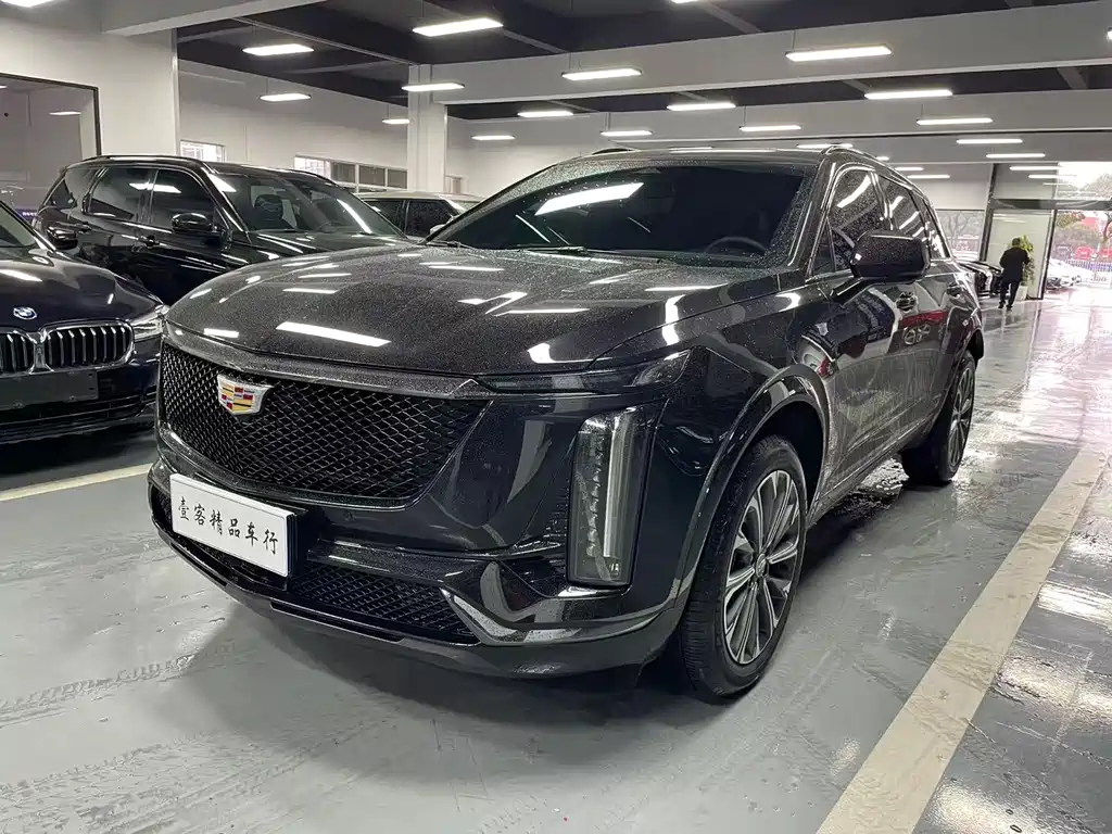CADILLAC XT5