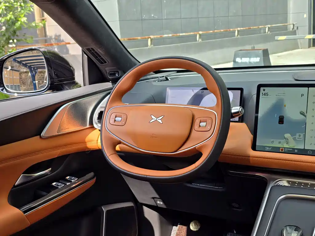XPeng G9 — миниатюра 10