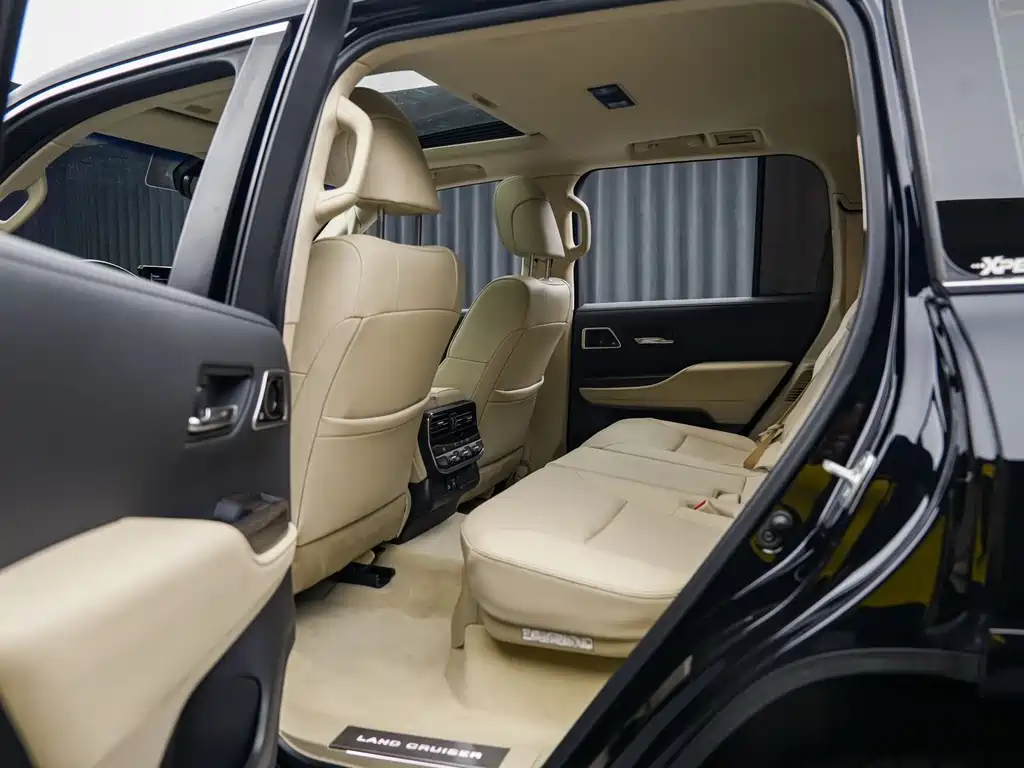 Toyota Land Cruiser — миниатюра 12