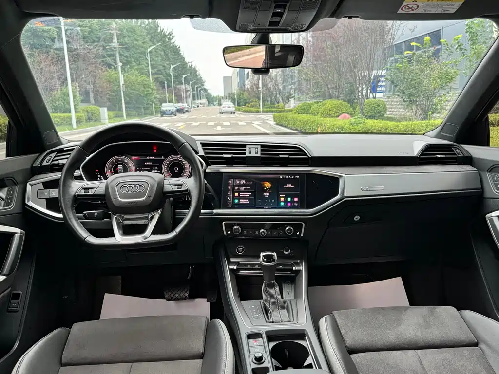 Audi Q3 — миниатюра 10
