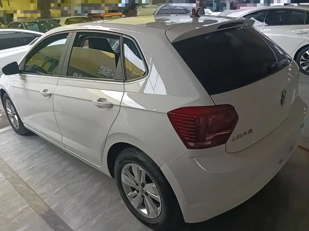 Volkswagen Polo — миниатюра 5