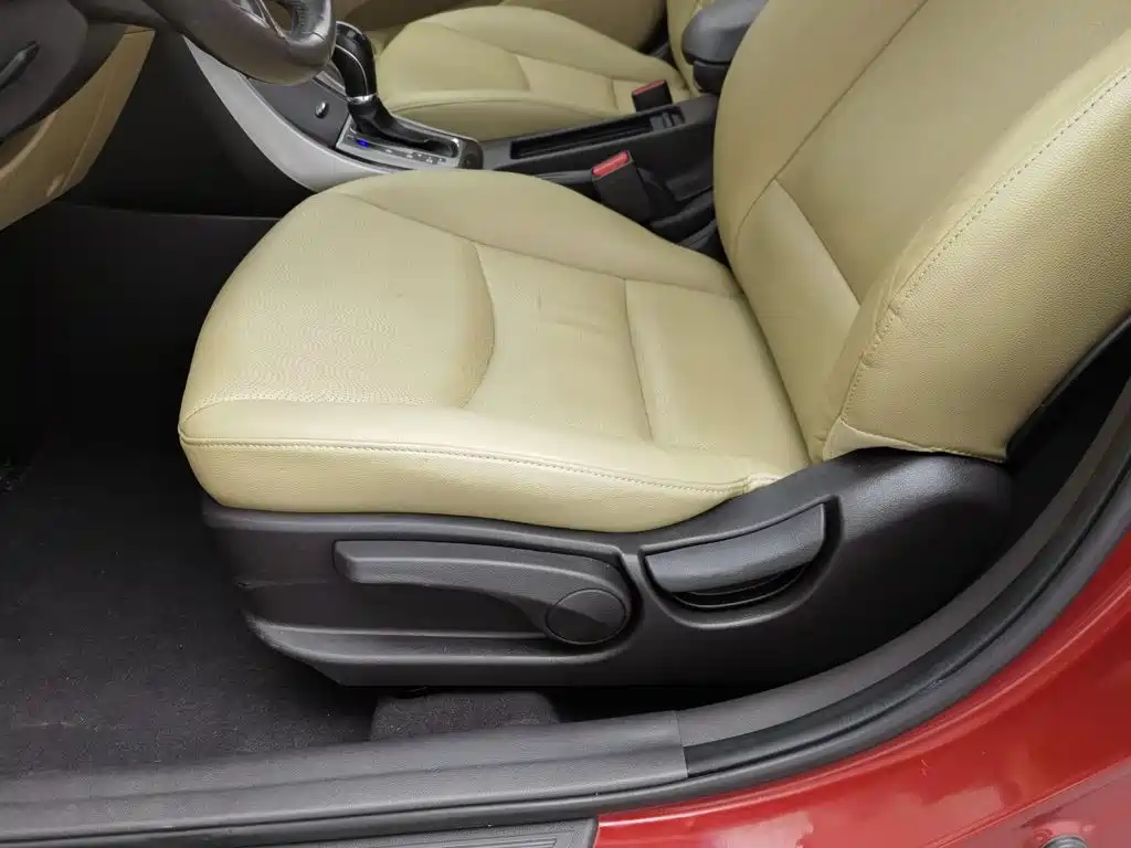 Hyundai Elantra Langdong — миниатюра 20