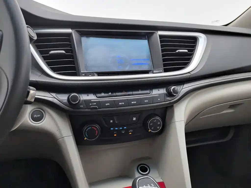 Buick Excelle — миниатюра 12