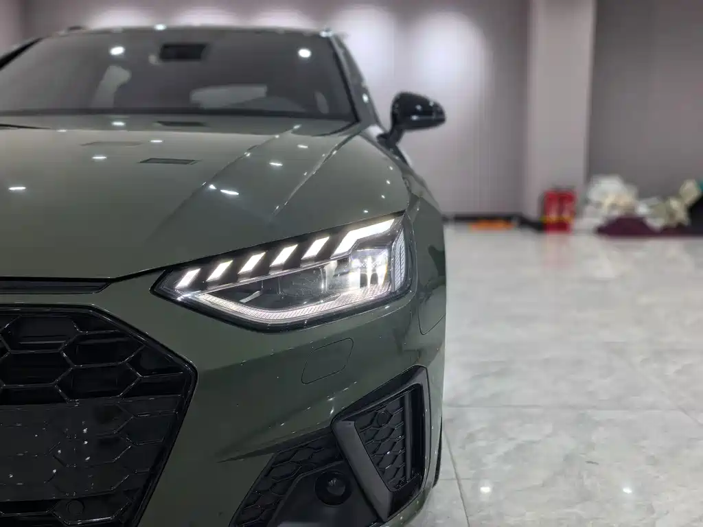 Audi A4 (Import) — миниатюра 10