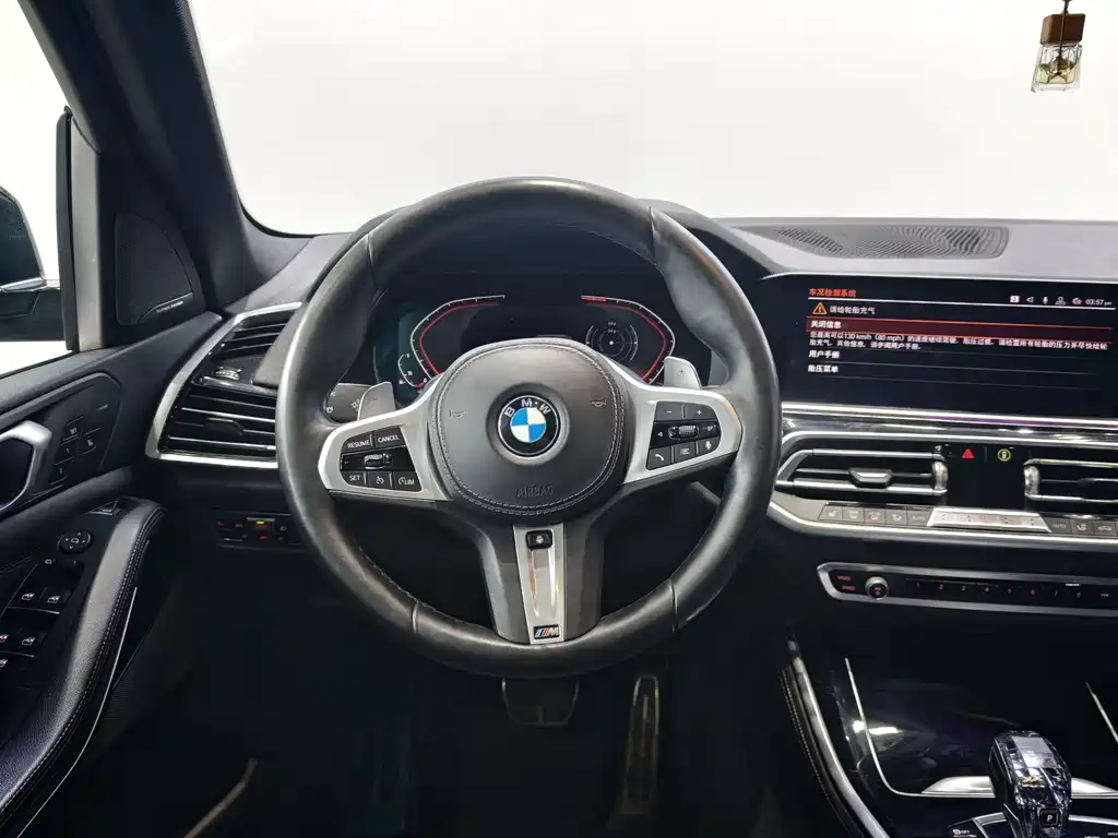 BMW X5 (Import) — миниатюра 13