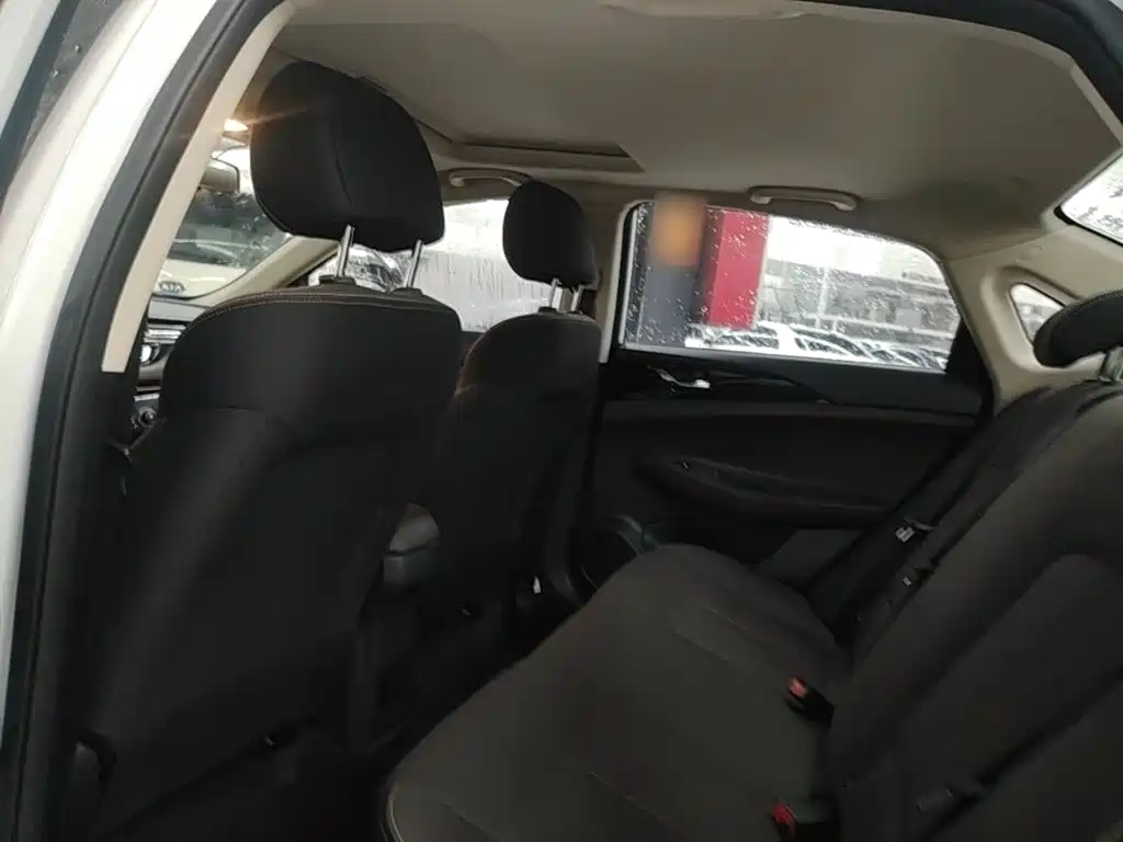 Changan Eado DT — миниатюра 17