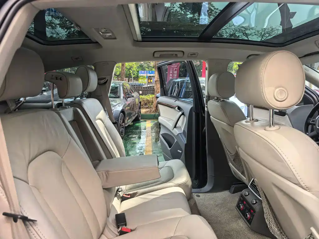 Audi Q7 — миниатюра 20