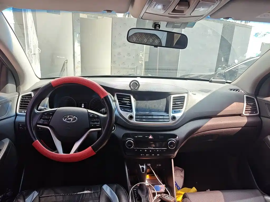 Hyundai Tucson — миниатюра 14