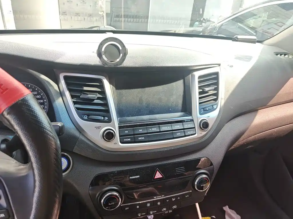 Hyundai Tucson — миниатюра 9