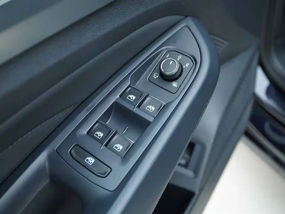 Volkswagen Passat 2024 380TSI Elite