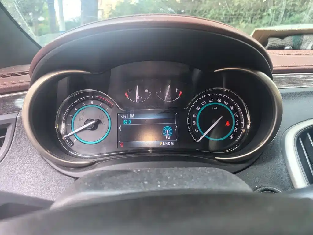 Buick LaCrosse — миниатюра 4