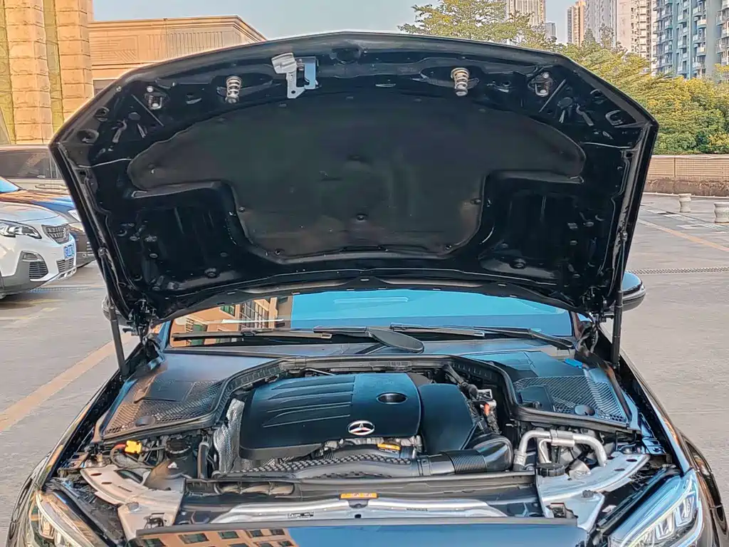 MERCEDES-BENZ C CLASS