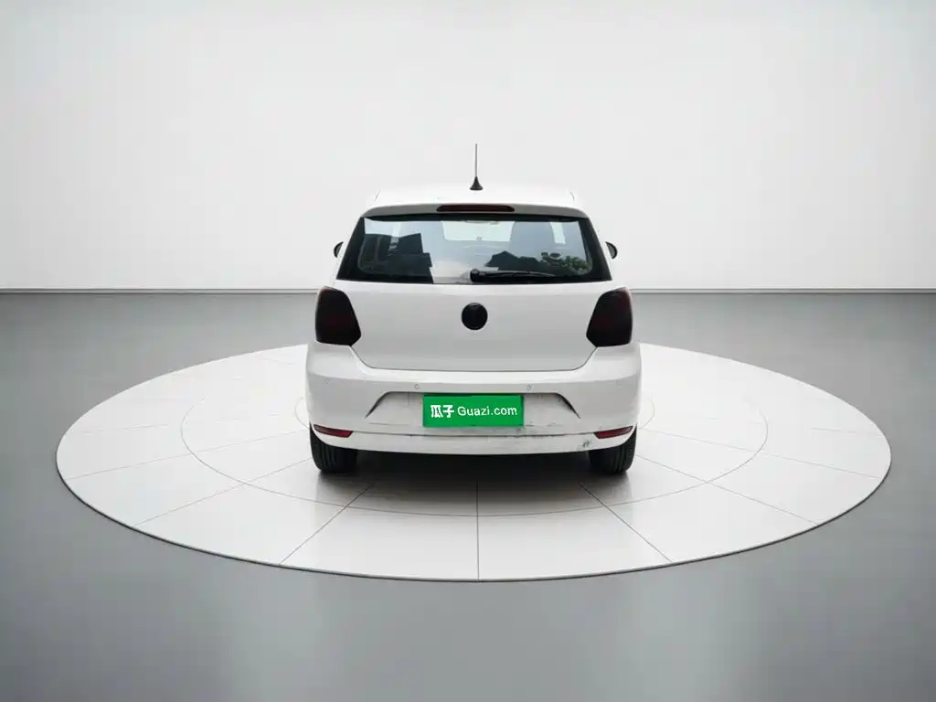 Volkswagen Polo — миниатюра 5