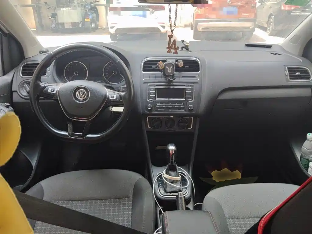 Volkswagen Polo — миниатюра 10