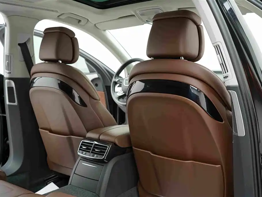 Audi A8 — миниатюра 21