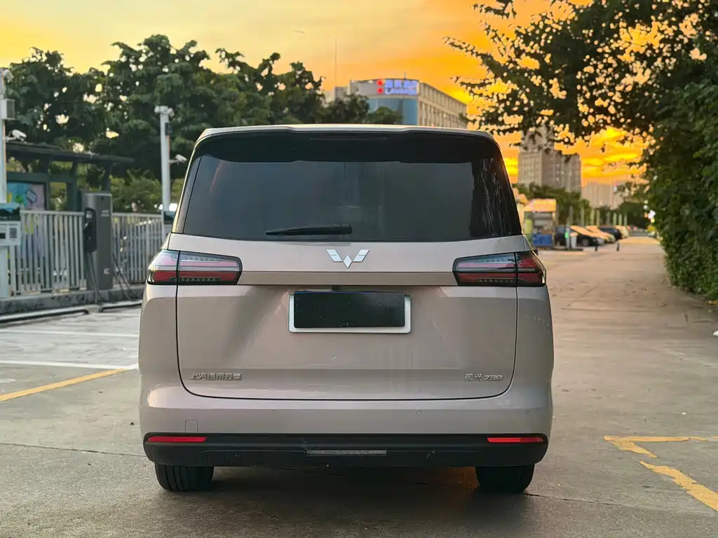 Wuling Звездный свет 730 Новая энергия — миниатюра 5