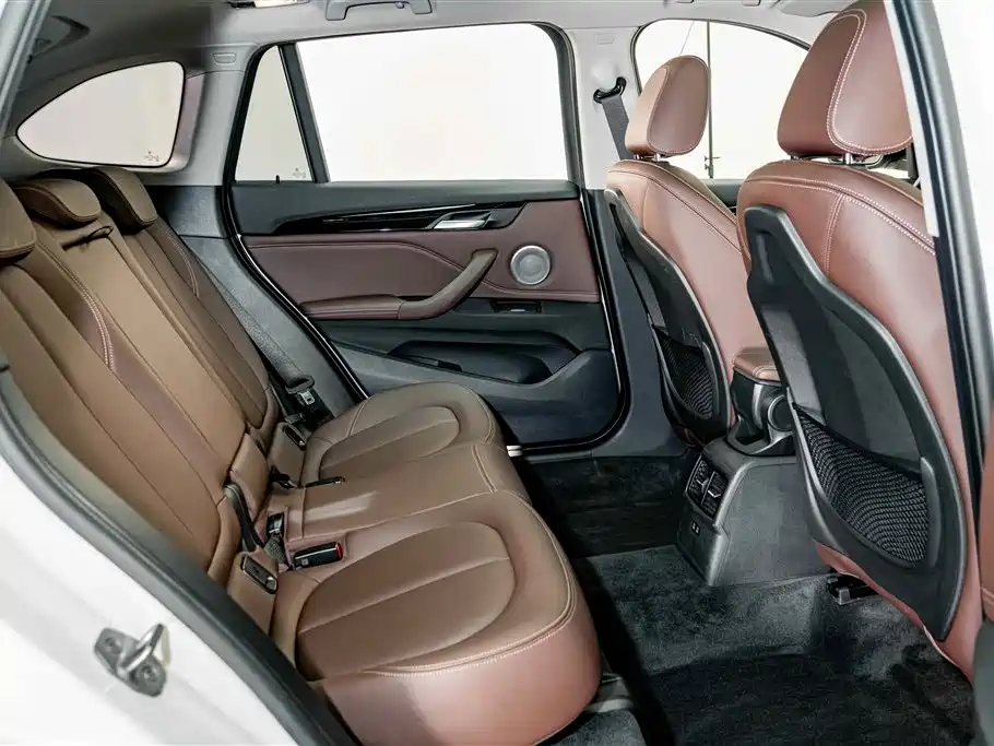 BMW X1 — миниатюра 20
