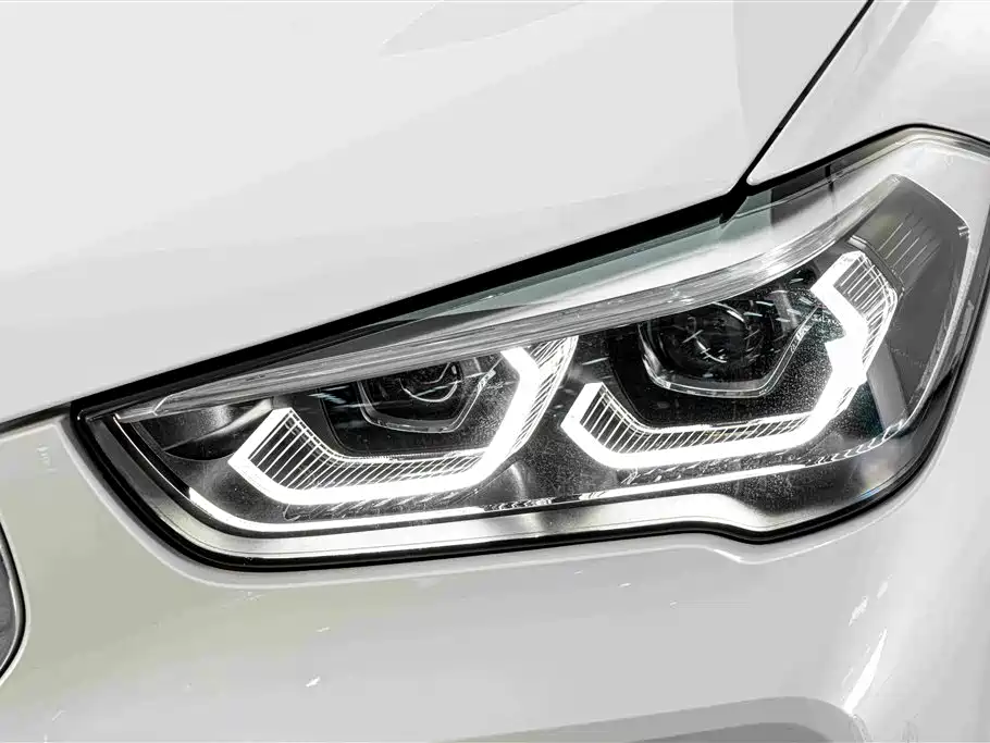BMW X1 — миниатюра 4