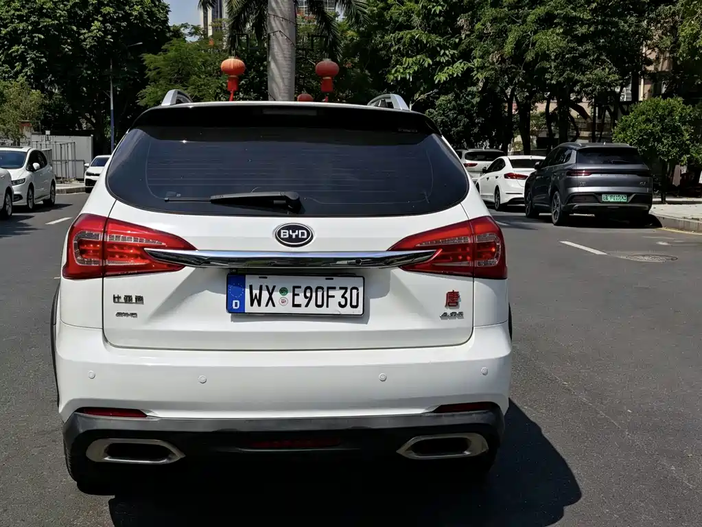 BYD Tang New Energy — миниатюра 5