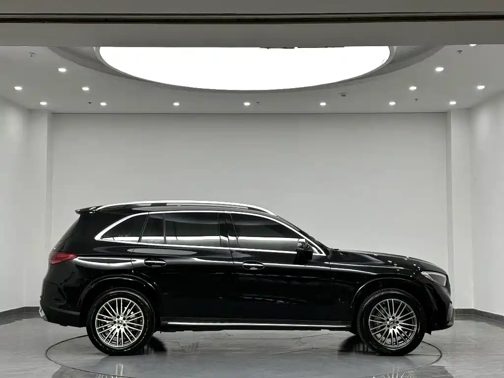 Mercedes-Benz GLC — миниатюра 5