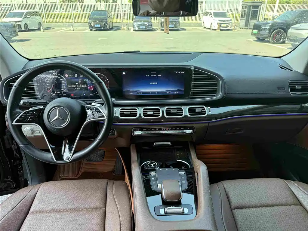Mercedes-Benz GLE (Import) — миниатюра 10