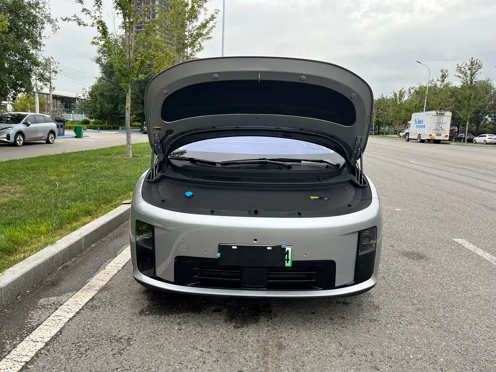 Li Auto Идеальный I8 — миниатюра 18