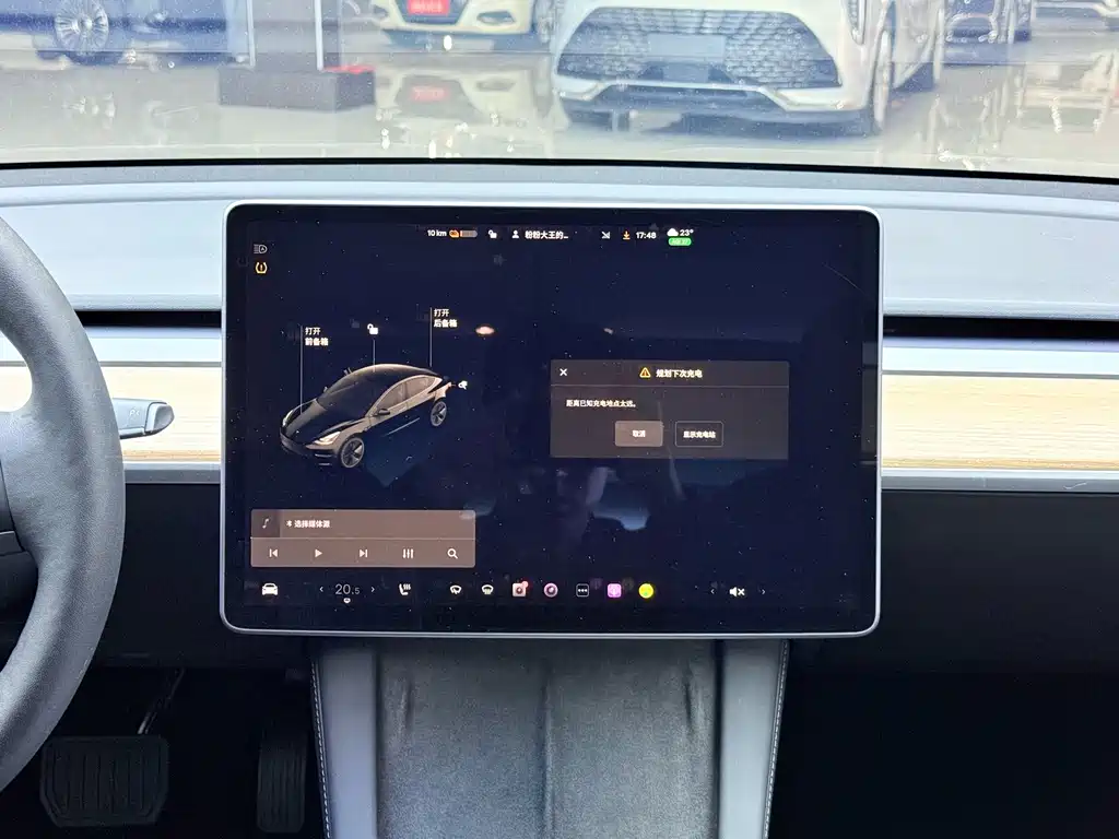 Tesla Model 3 — миниатюра 11