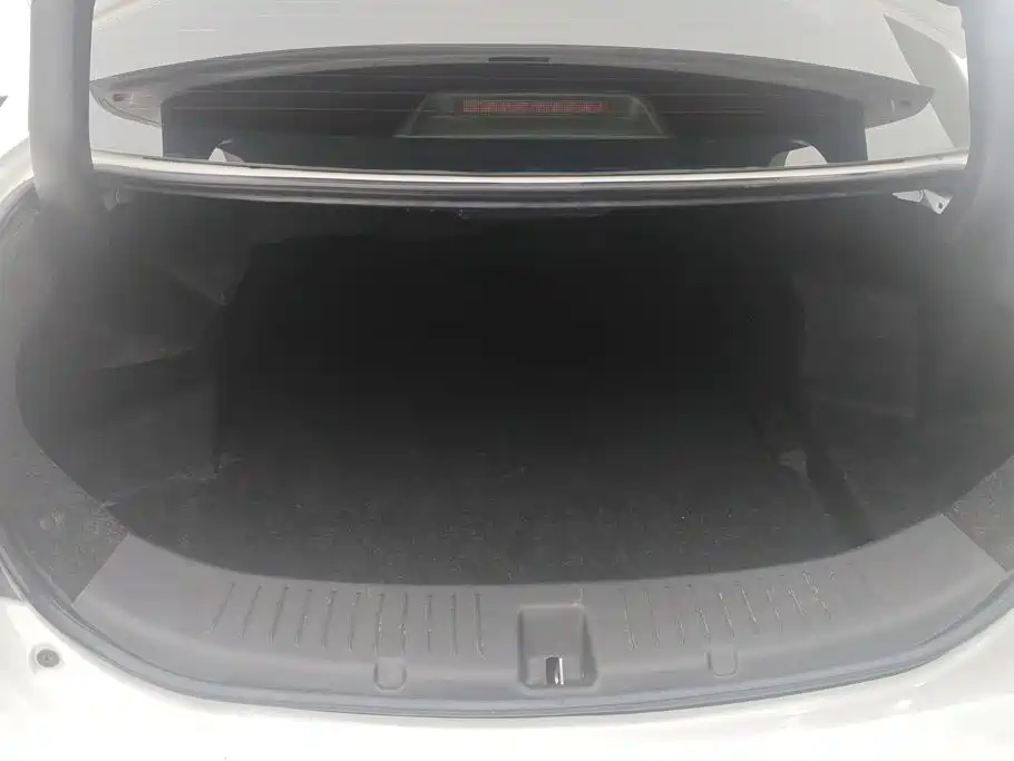 BYD Qin NEV — миниатюра 4