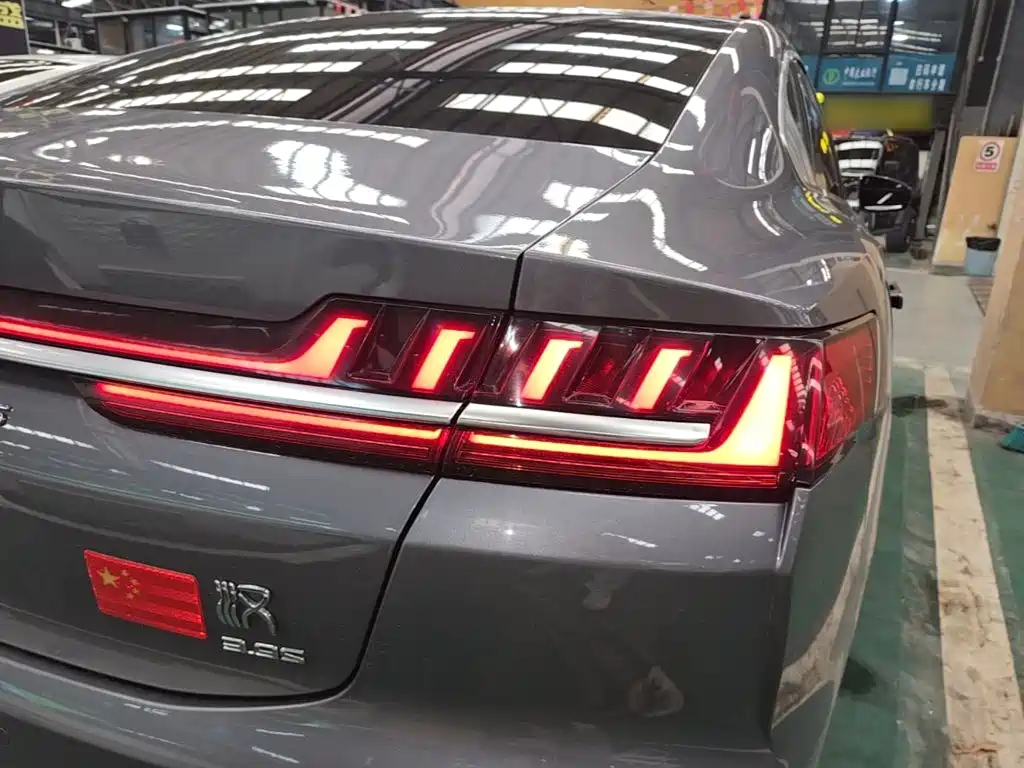 BYD Han — миниатюра 24