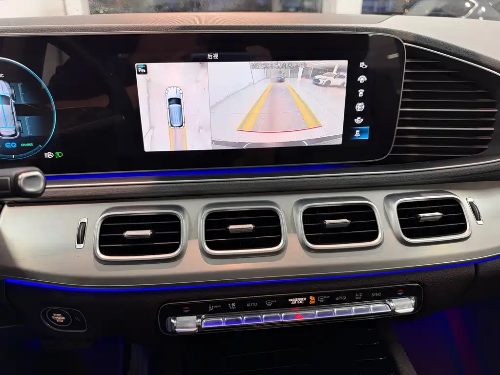 Mercedes-Benz GLE (Import) — миниатюра 14