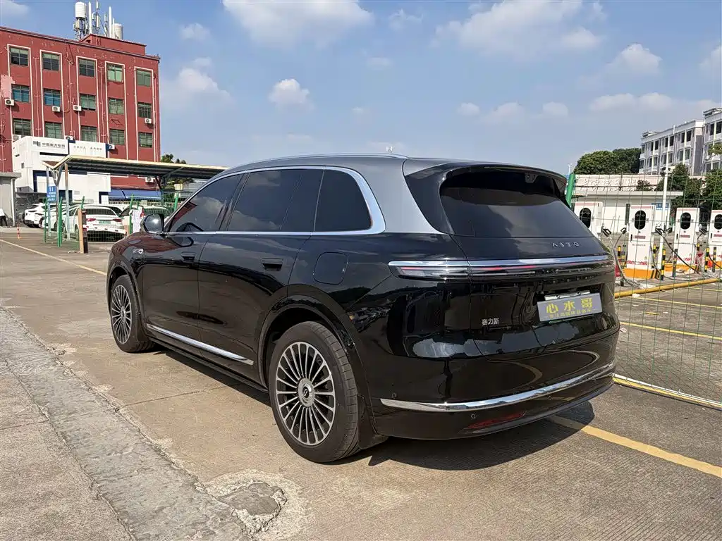 AITO AITO M7 — миниатюра 3