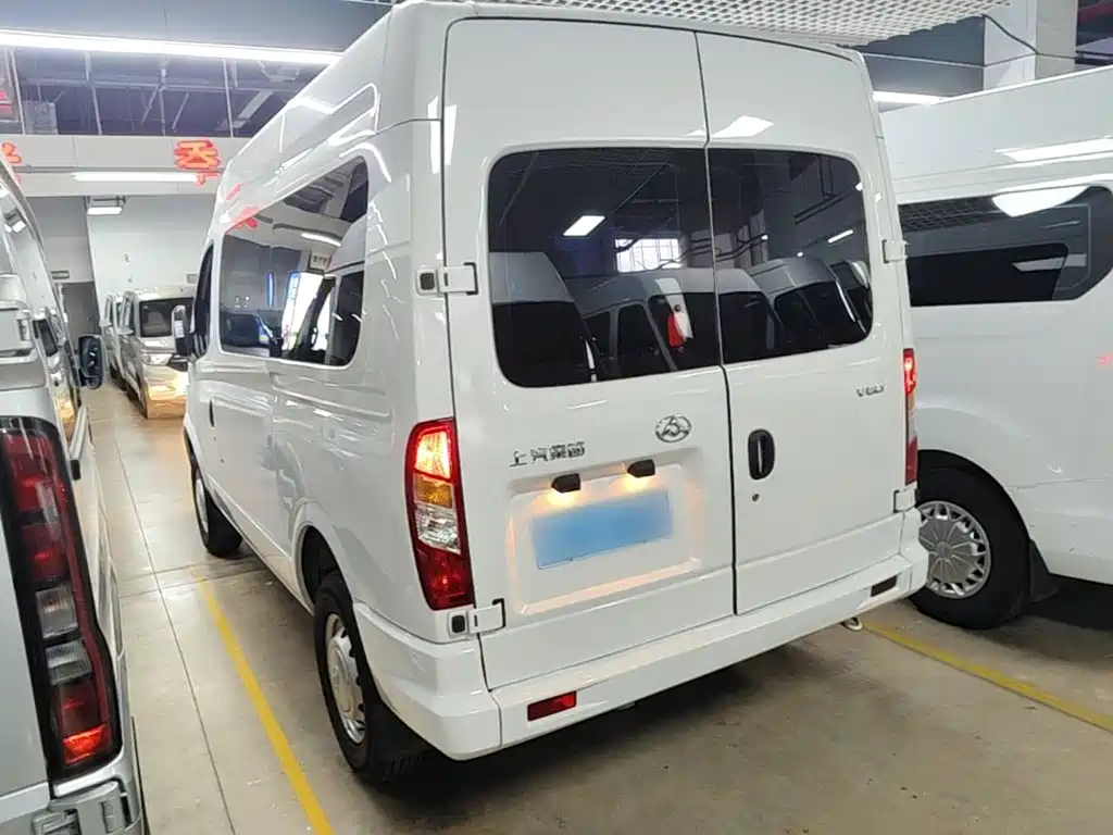 Maxus V80 — миниатюра 5