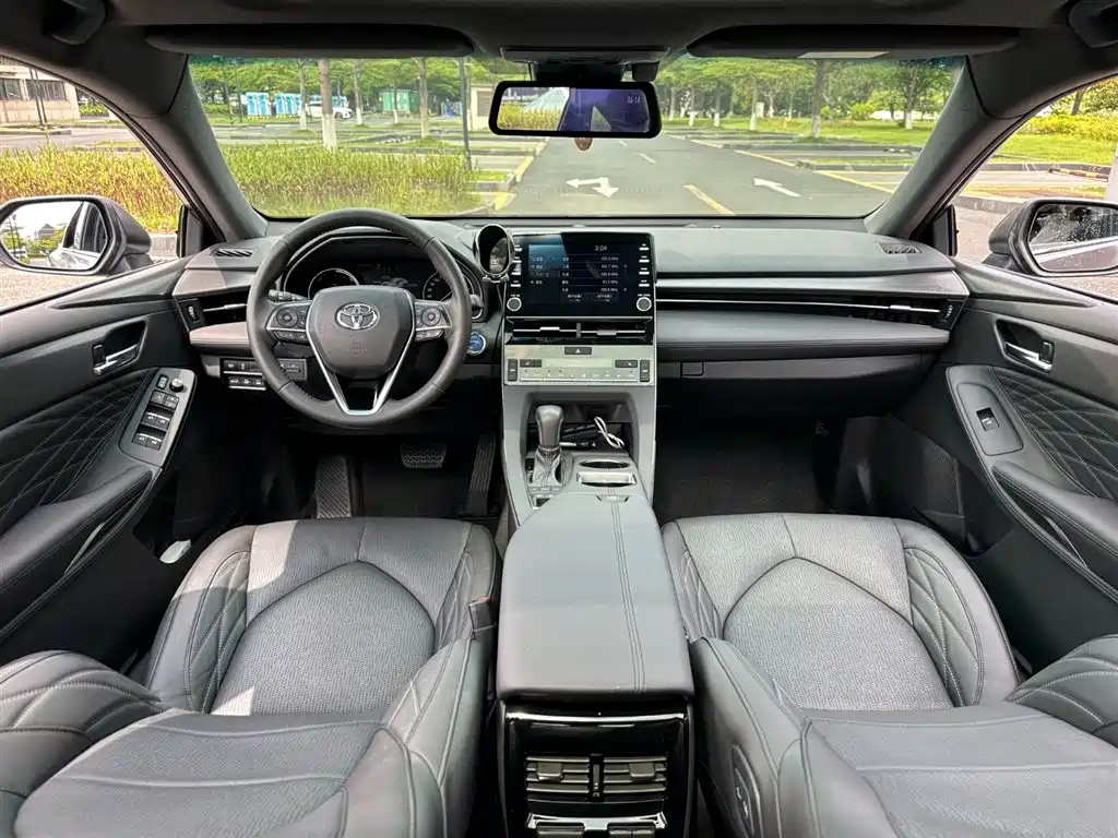 Toyota Avalon 2019 2.5L XLE Luxury VI