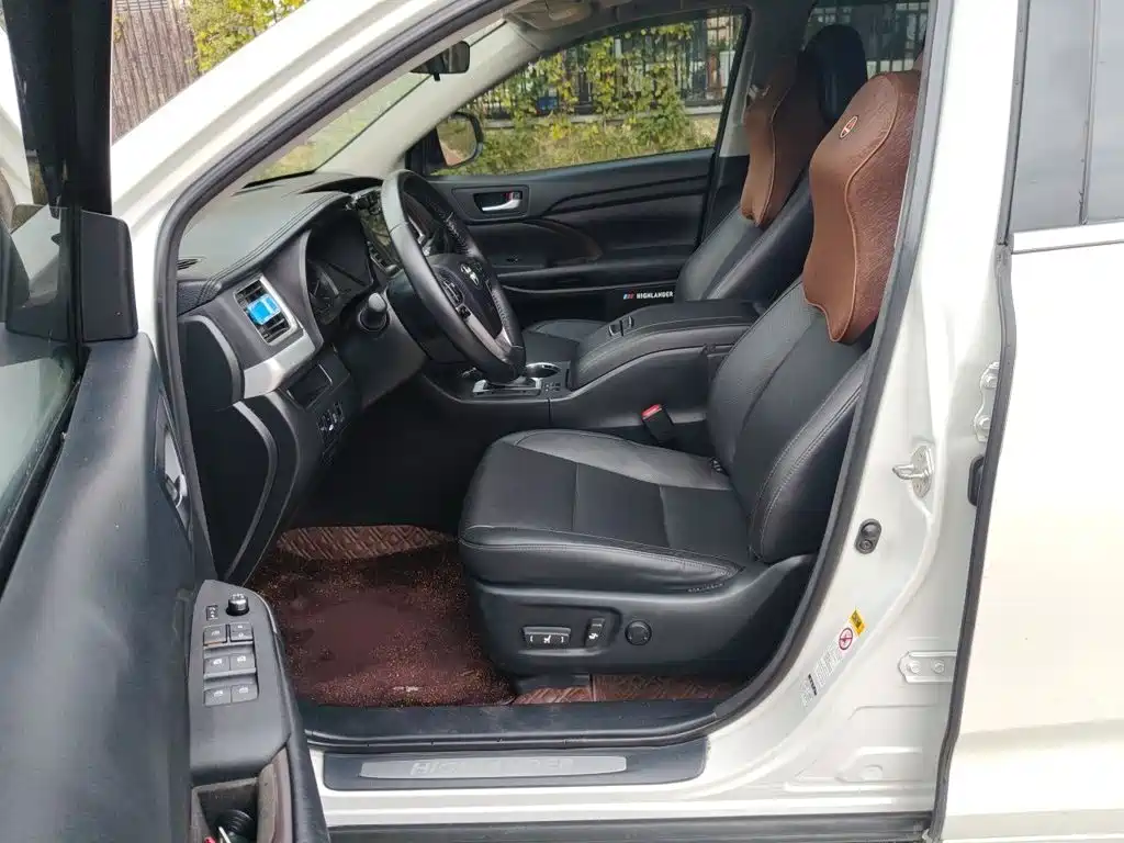 Toyota Highlander — миниатюра 16