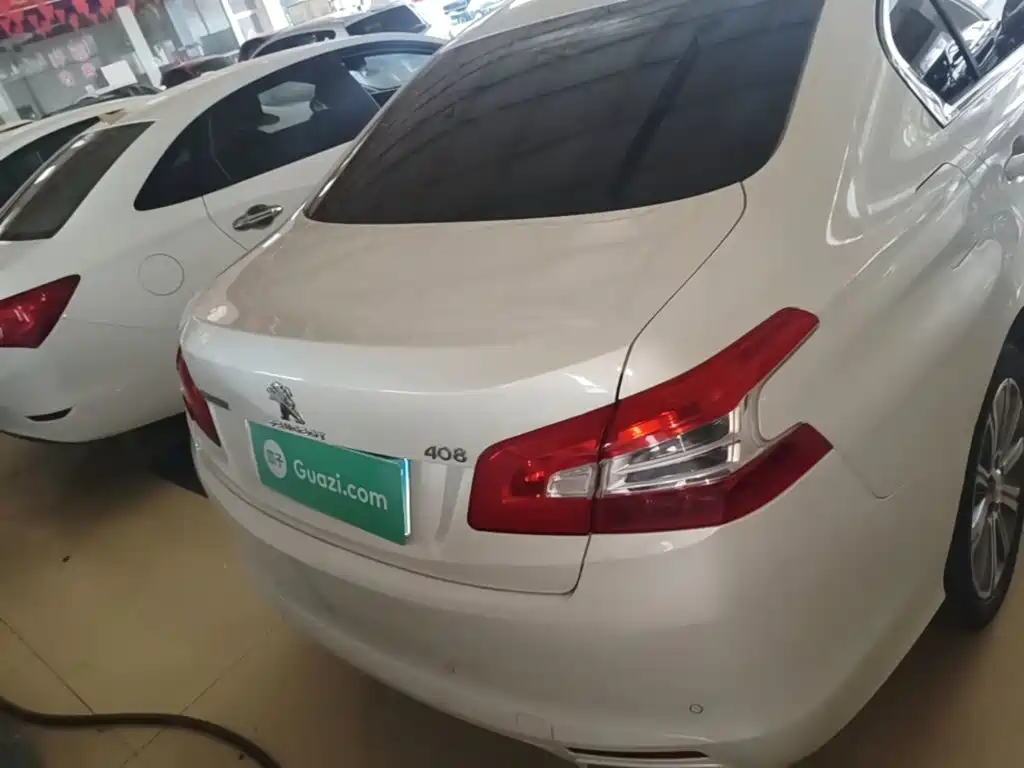 Peugeot 408 — миниатюра 6