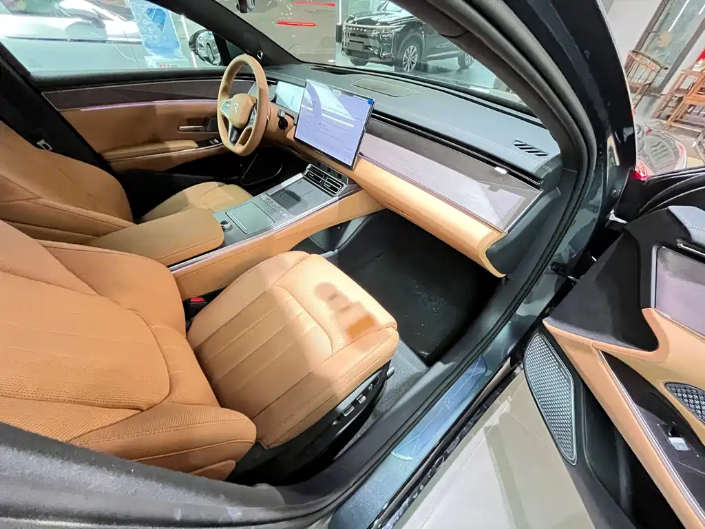 BYD Хань Ли — миниатюра 11