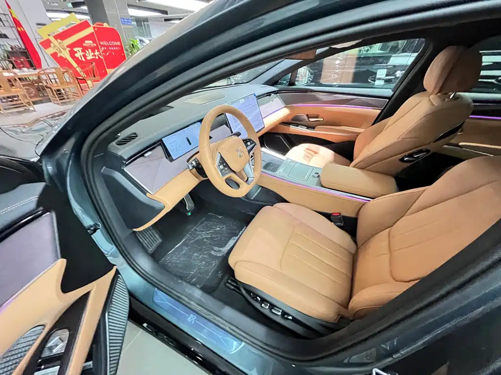 BYD Хань Ли — миниатюра 5