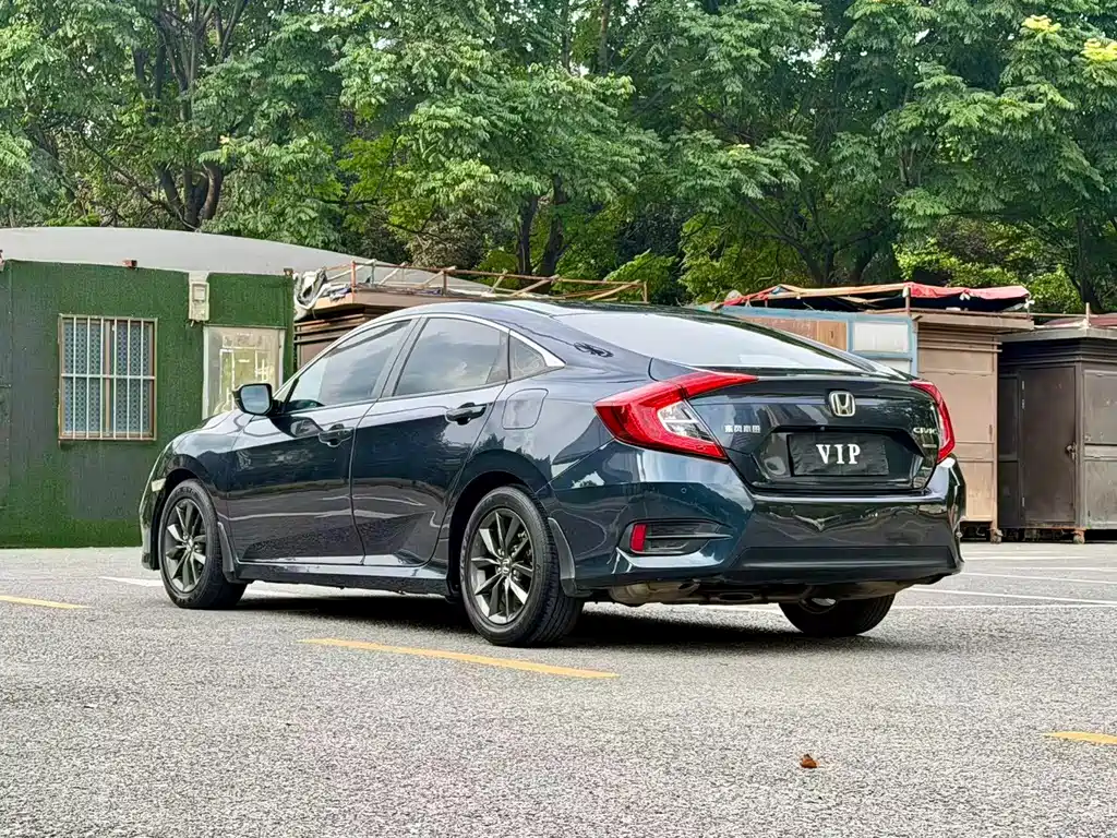 Honda Civic — миниатюра 7