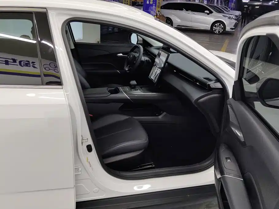 Changan Eado — миниатюра 8