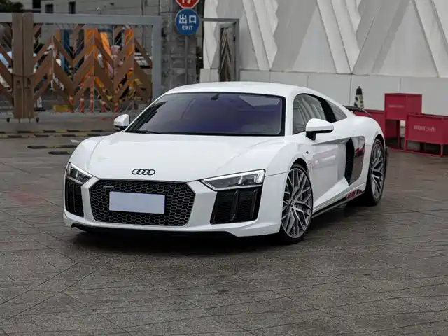 audi r8