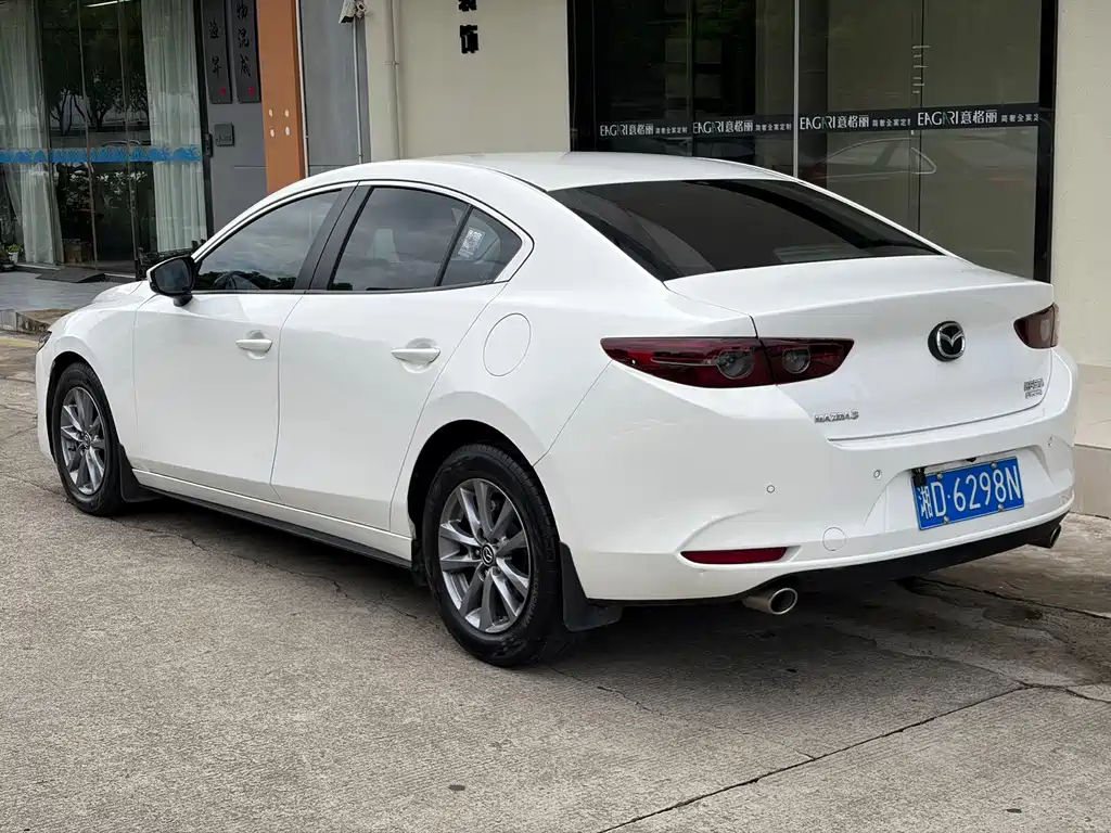 Mazda 3 Axela — миниатюра 5
