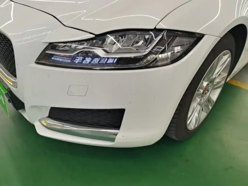 Jaguar XFL — миниатюра 24